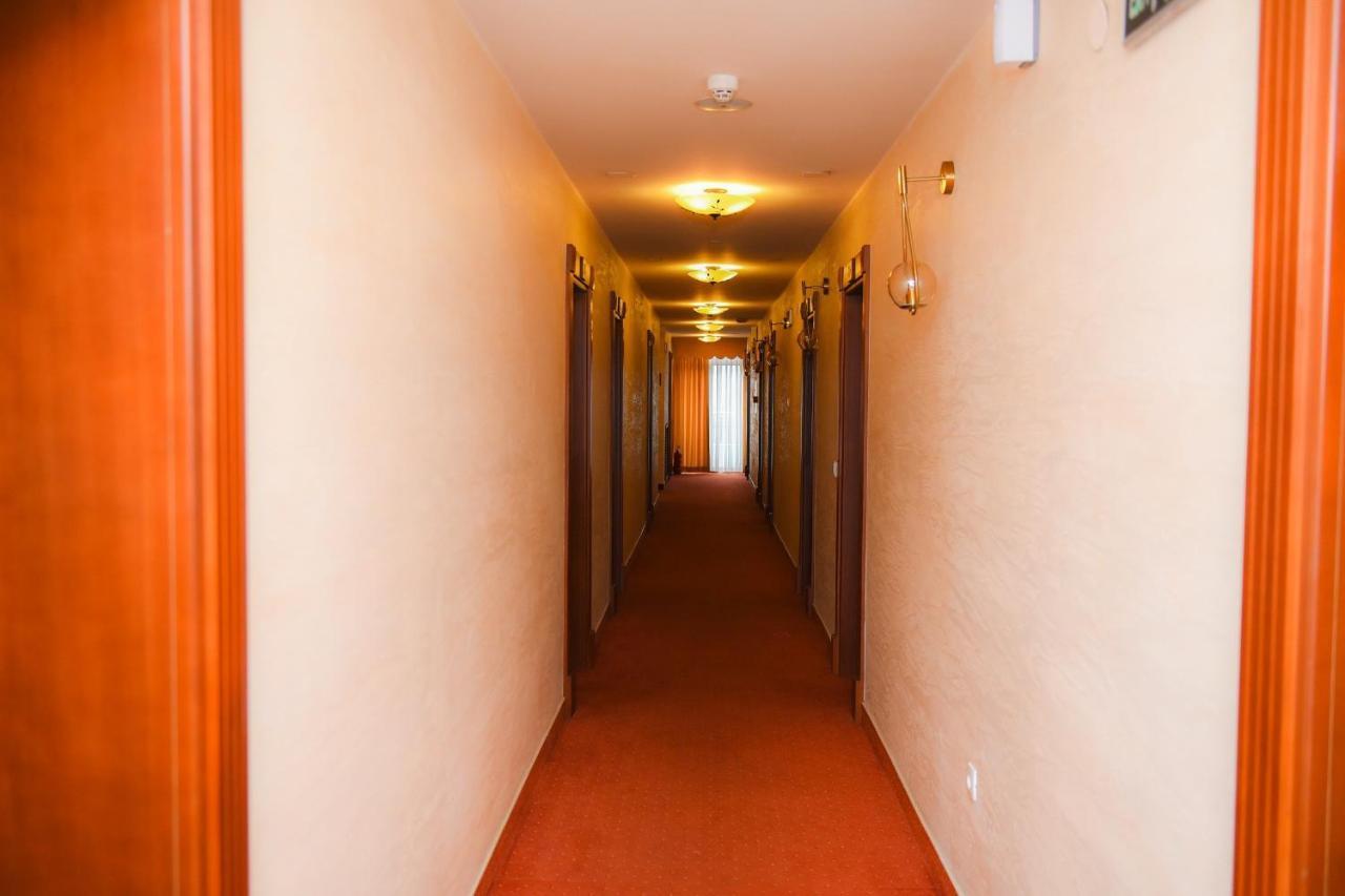 Hotel Marshal Nikšić Eksteriør bilde