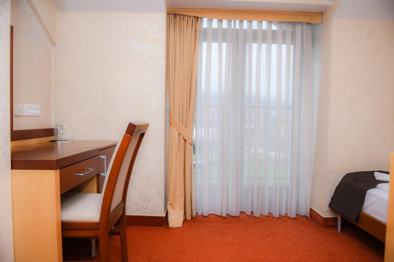 Hotel Marshal Nikšić Eksteriør bilde