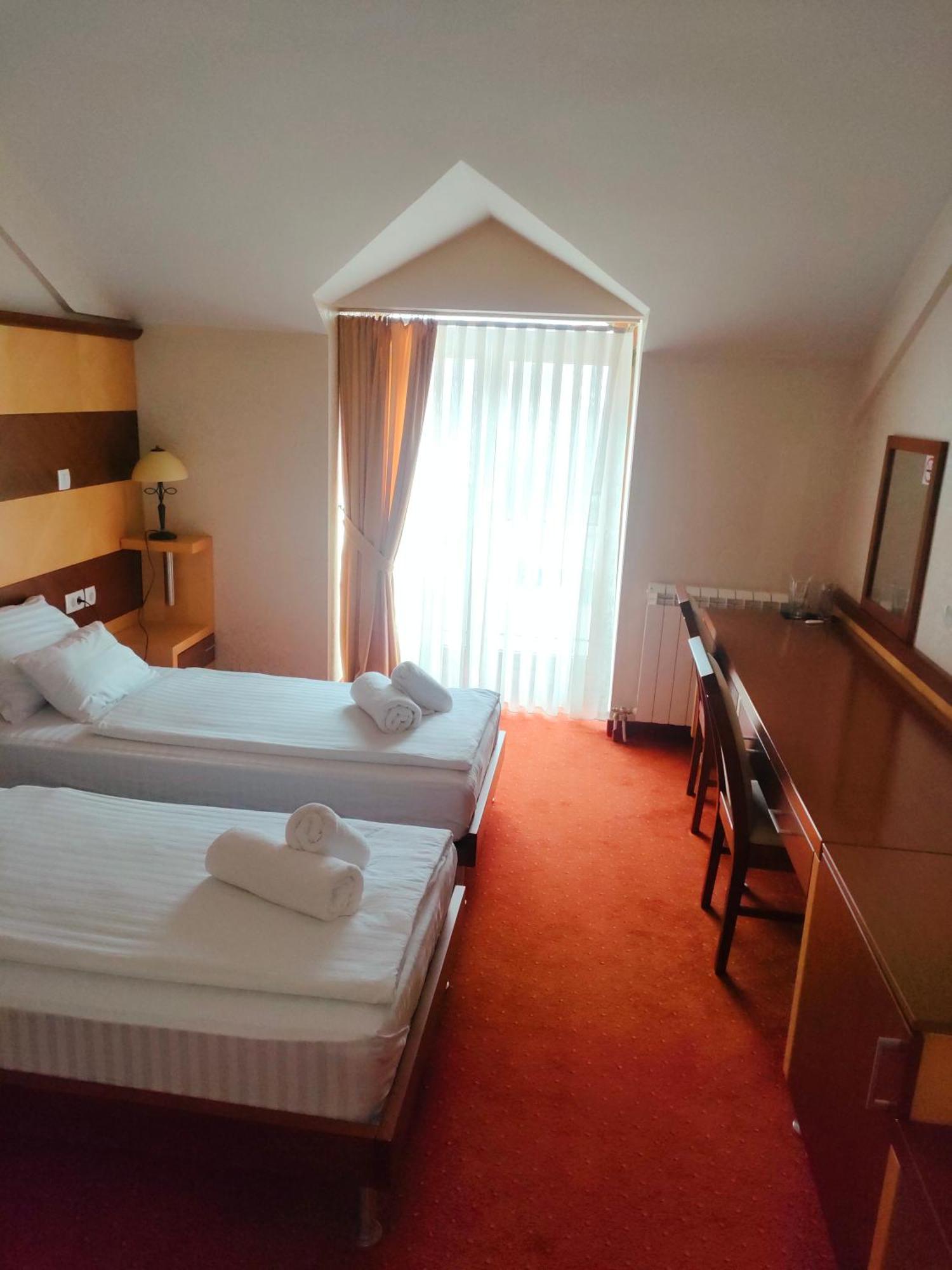 Hotel Marshal Nikšić Eksteriør bilde